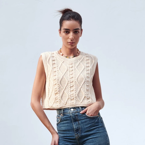 zara cropped cable knit top π€ - Picture 3 of 3
